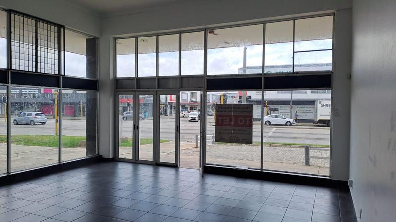 To Let commercial Property for Rent in Newton Park Eastern Cape